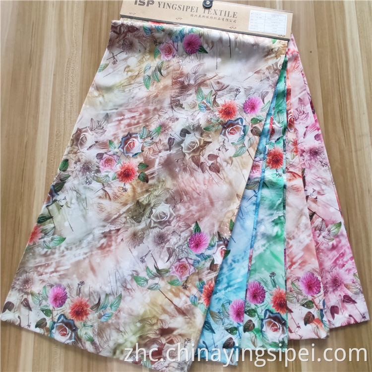 Keqiao制造商软面料100％人造丝定制人造丝印刷面料数字用于连衣裙